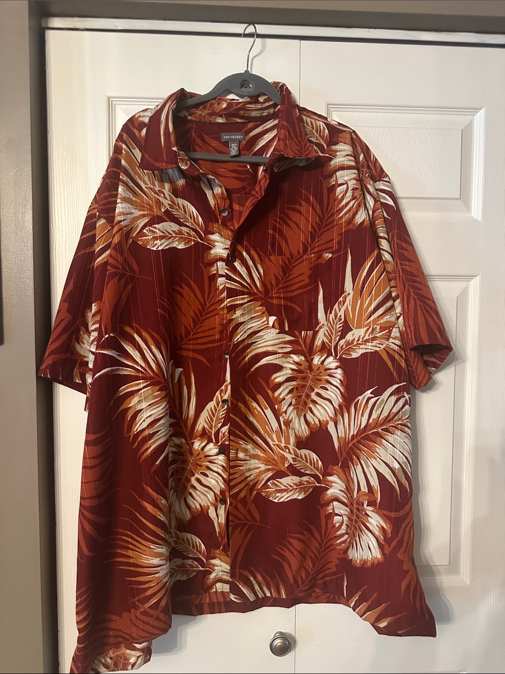 Van Heusen Rust and Cream Tropical Print Short-Sleeve Button Shirt